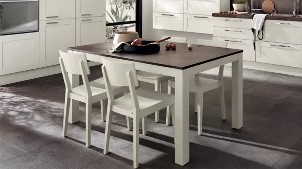 MIKA  146,00 EUR